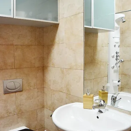 Go Native - Vip Campo Pequeno Apartment Lisbon